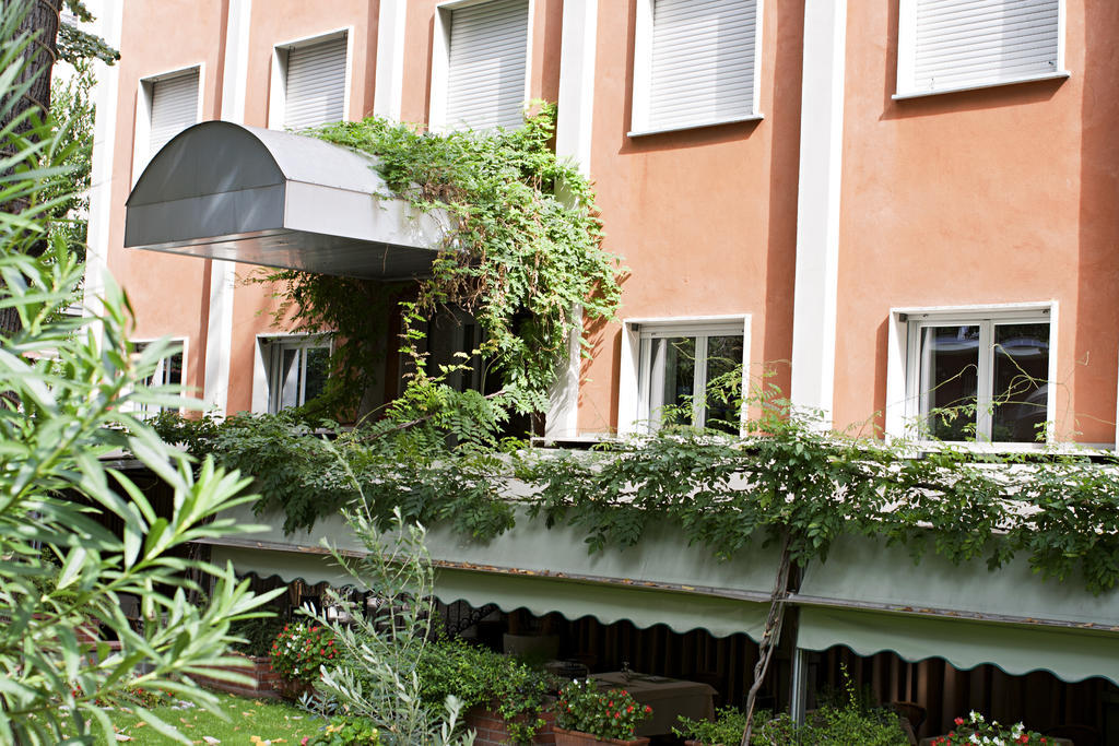 Hotel Eco & Bioriso Restaurant Milán